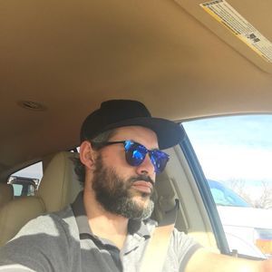 Meet your Posher, Max well